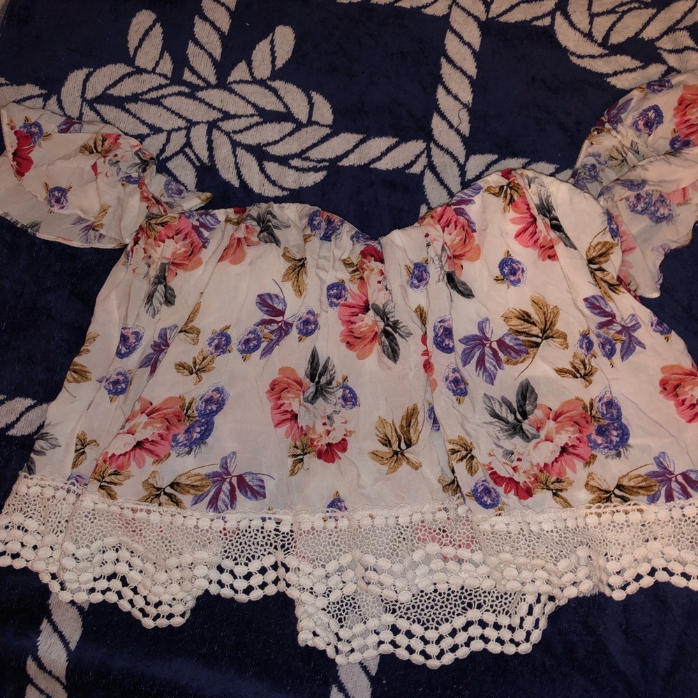 Crop top